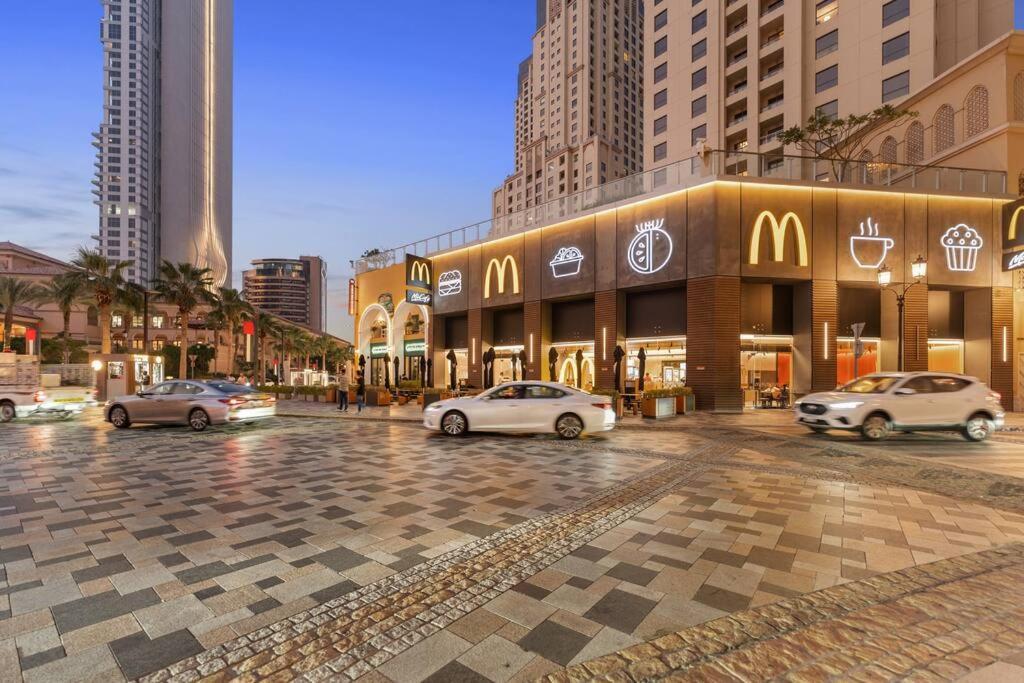 Jumeirah Beach Residents, Free Parking 두바이 외부 사진